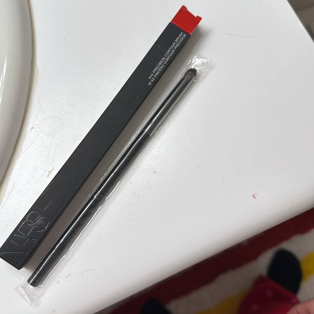 Nars #44 Precision Contour Brush